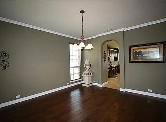 5th image of 600 Carnaby Ct