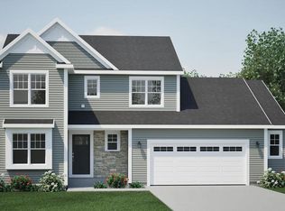 626 E Bluff CIRCLE, Waterford, WI 53185