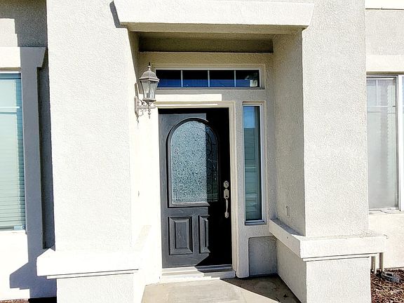 3rd image of 15120 Indian Dr