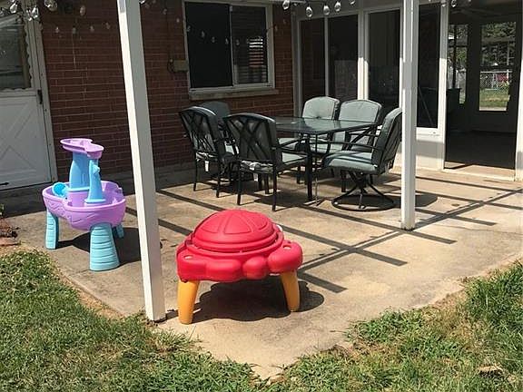 5th image of 48 Yukon Ct