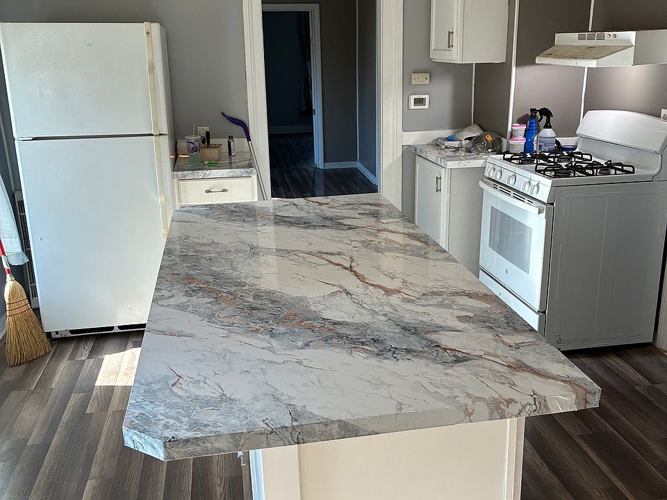 1st image of 1316 Quarry Ave NW #2