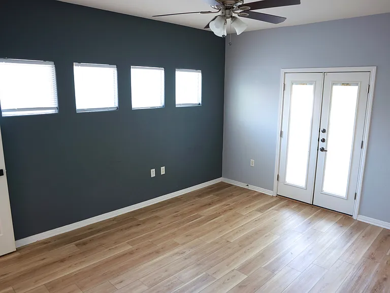 1306 Chicon St — Photo 19