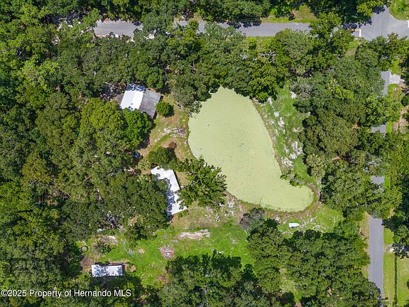 5th image of 24420 Holden Dr