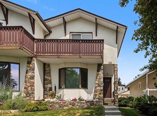 3414 SW Morley Trl NW, Calgary, AB T2M 4H4