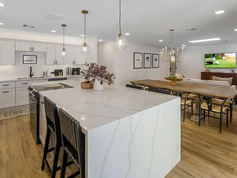 8238 E Mackenzie Dr — Photo 32
