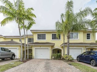 1048 Imperial Lake Rd, West Palm Beach, FL 33413