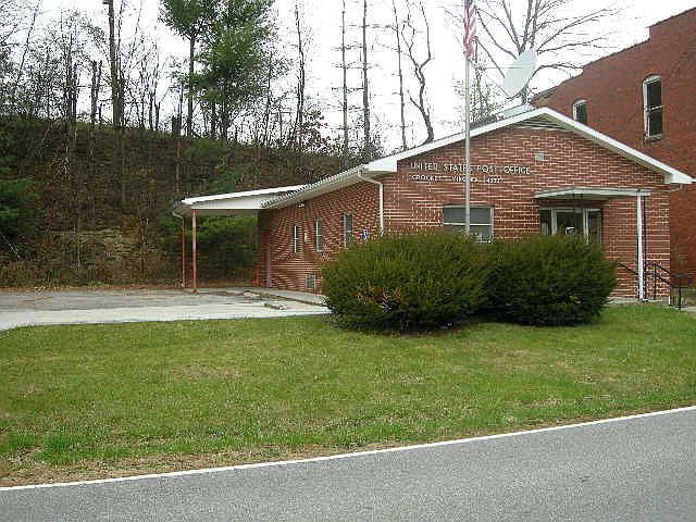 2nd image of 1163 Crockett Rd