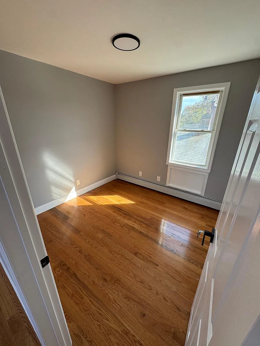 Building Photo - 2135 Strauss St #1