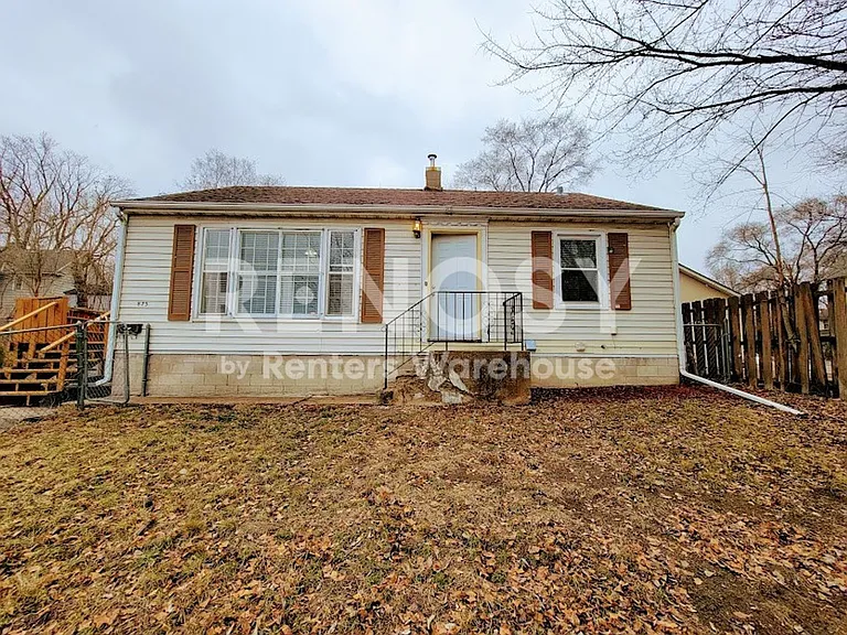 875 Agate St — Photo 2