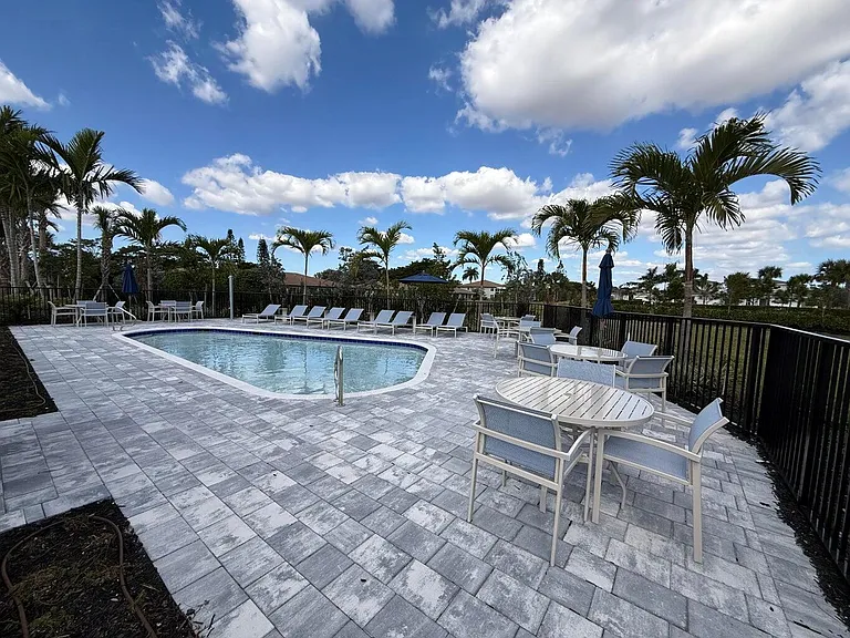 5759 Phoenix Palm Ct #C — Photo 33