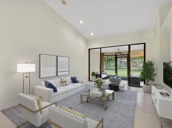 7906 Lexington Club Boulevard #B, Delray Beach, FL 33446
