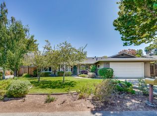 998 Saint Joseph Ave, Los Altos, CA 94024