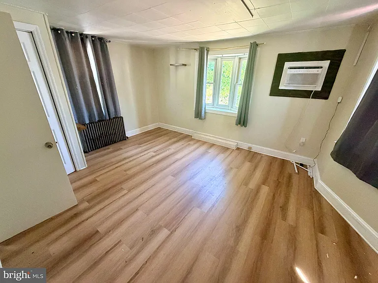2560 Nottingham Way — Photo 7