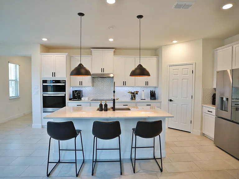 2412 Wheeler Ave — Photo 5