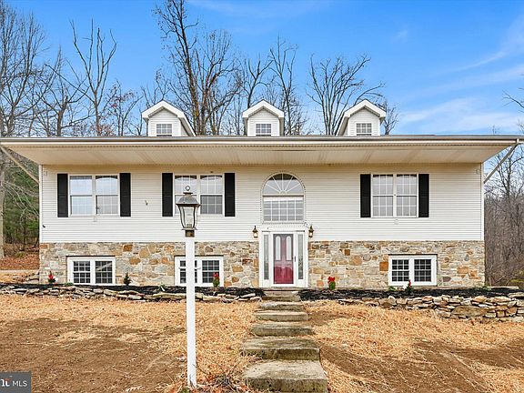 5th image of 7962 Woodland Dr
