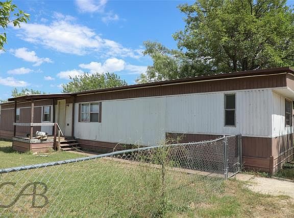 4th image of 502 Western Hills Dr
