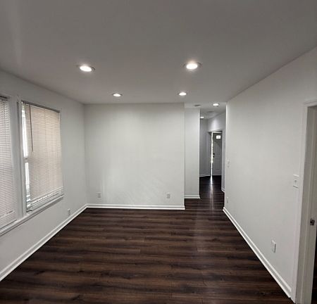 3rd image of 416 S 15Th St