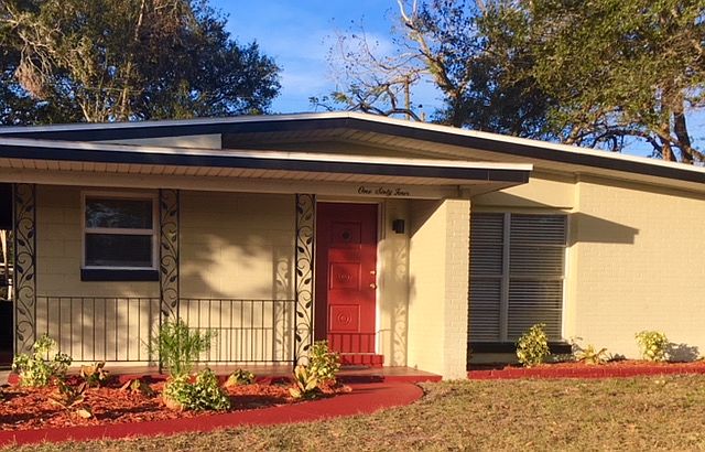 1st image of 164 Pinecrest Dr