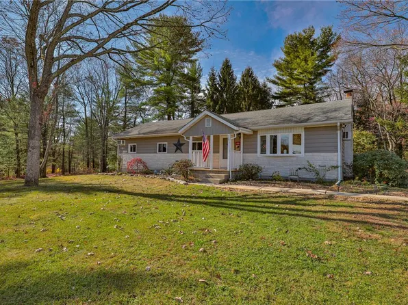 305 Clearview Dr, Palmerton, PA 18071
