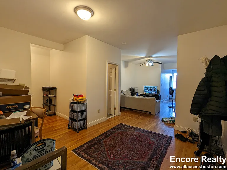 37 Egremont Rd #14 — Photo 1