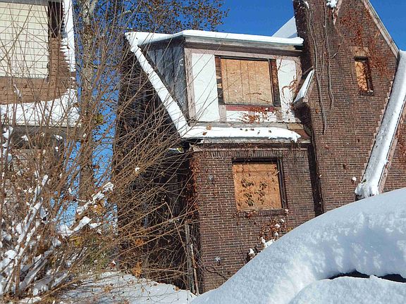 4302 Waverly