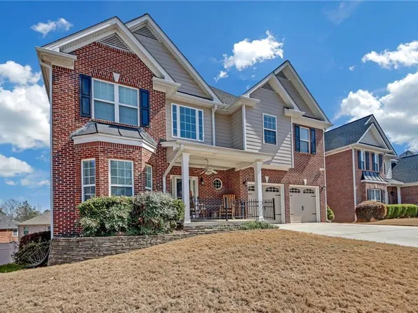 980 Yancey Ct, Loganville, GA 30052