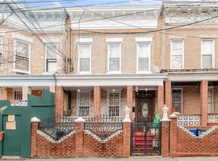 211 Autumn Ave, Brooklyn, NY 11208