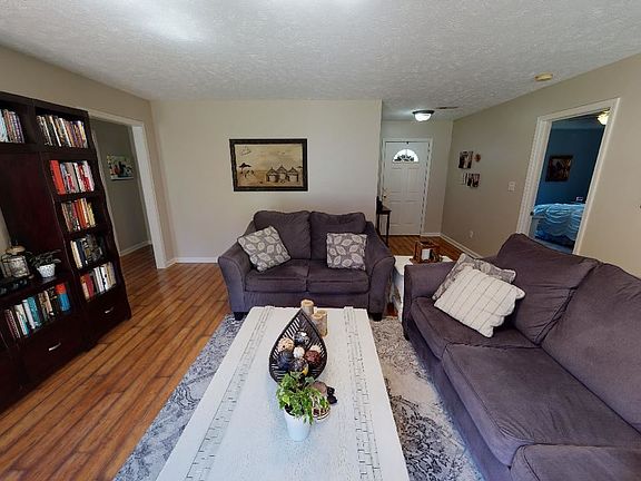 2nd image of 110 Benjamin Dr