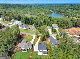 7530 Crestline Dr, Dawsonville, GA