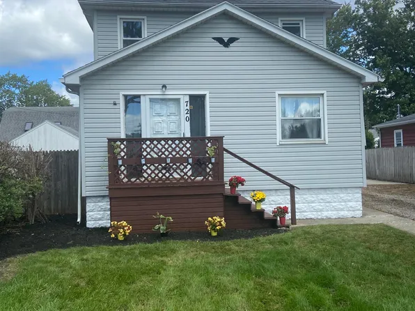 720 W 10th St, Monroe, MI 48161