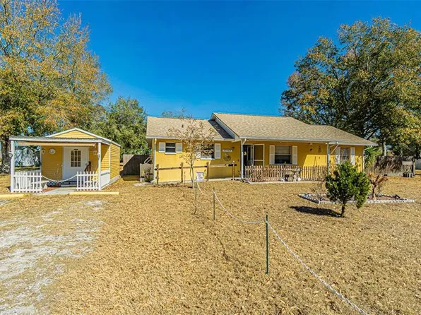 37403 Stanford Ave, Zephyrhills, FL 33541