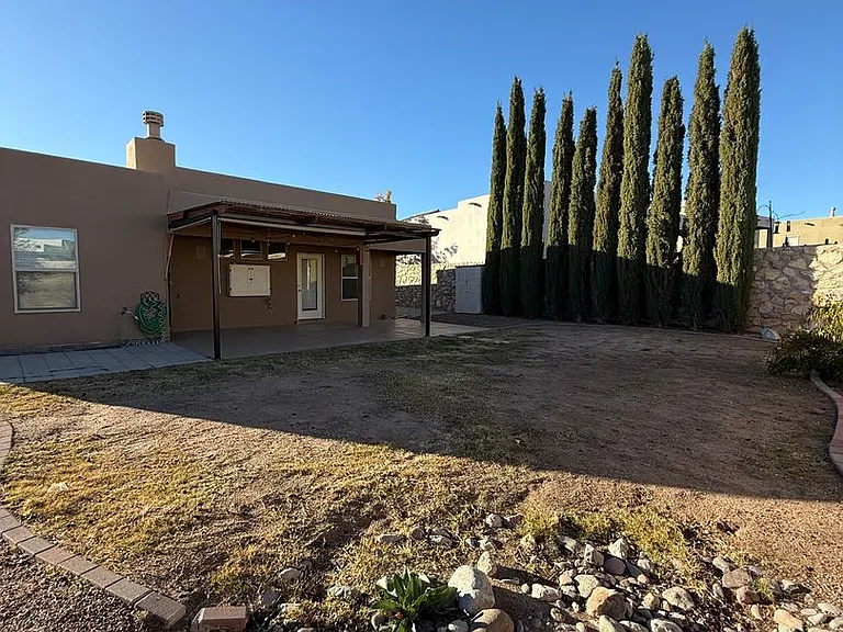 2043 Villa Napoli Loop E — Photo 42