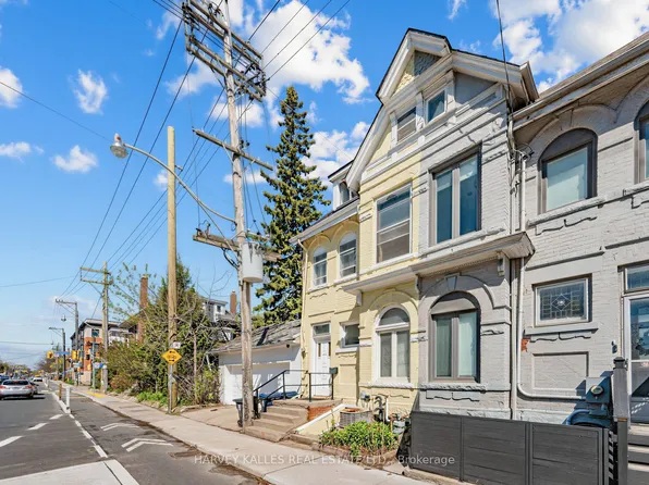 258 Harbord St, Toronto, ON M6G 1G2