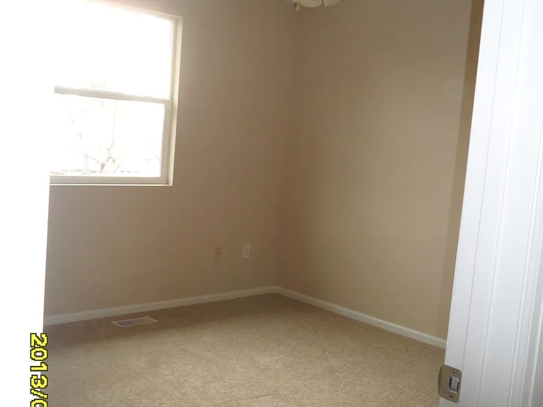19690 E Oxford Dr — Photo 2