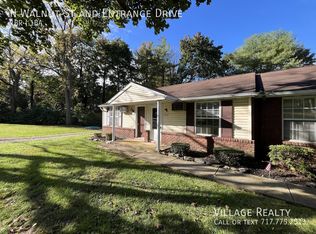 302 N Walnut St, Dallastown, PA 17313