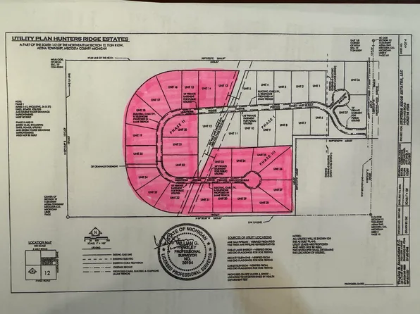 Hunters Ridge Dr, Morley, MI 49336