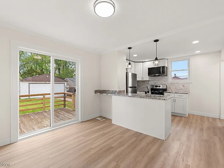 14016 Lakota Ave — Photo 12