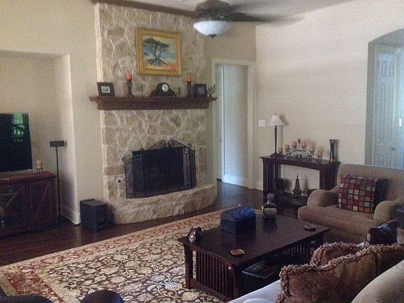 3rd image of 1471 San Andres Dr
