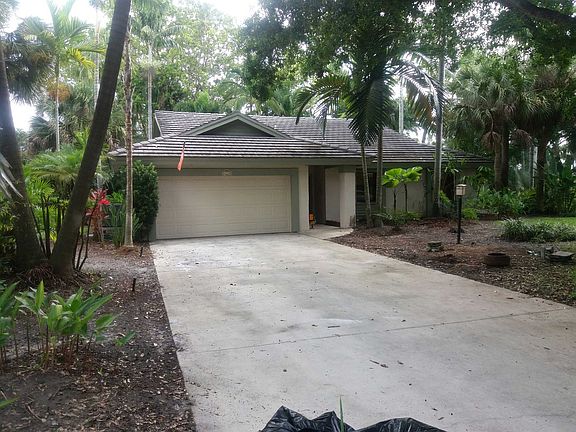 2nd image of 5740 Sugarwood Ct