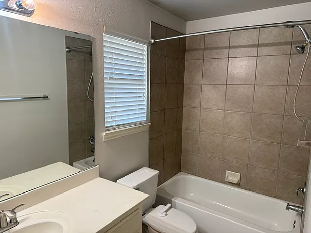 2nd bathroom