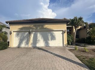714 Bunker View Dr, Apollo Beach, FL 33572