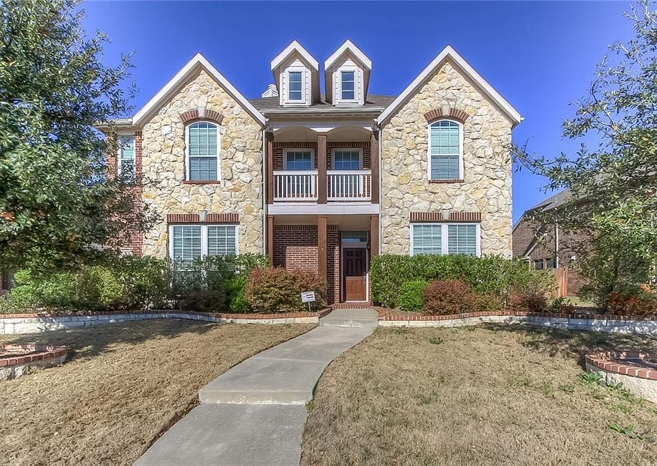 1st image of 876 Saddlebrook Dr
