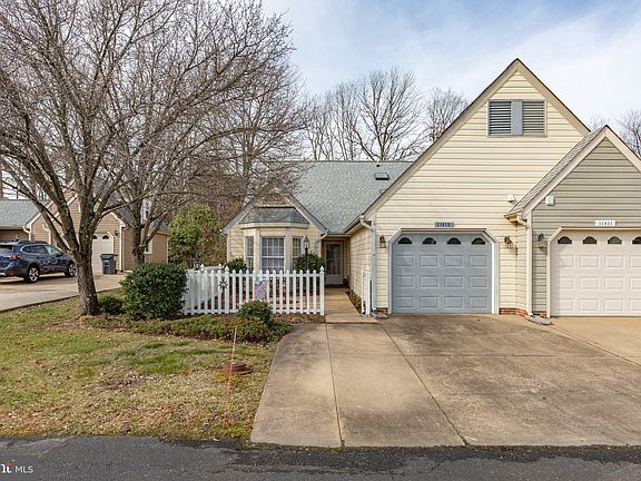 3rd image of 11413 Sarasota Ct