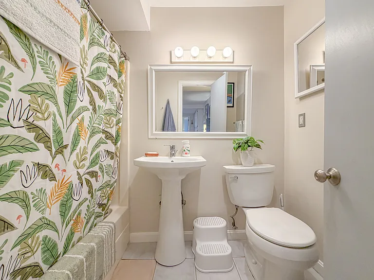 9 Tate St #1 — Photo 11