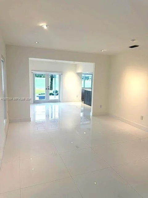 C G Riviera Sec Part 4 — Photo 2
