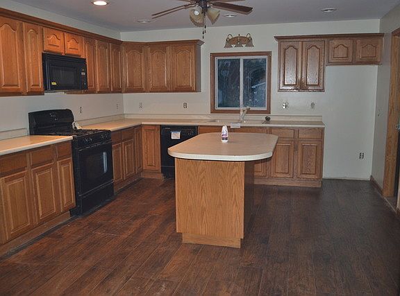 2nd image of 424 N Columbia Ave