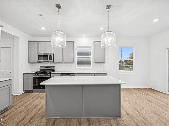 3rd image of 5106 Triple Crown Way