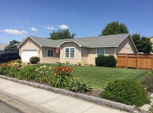 4207 Hilltop Dr, Pasco, WA