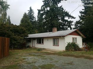419 N Main St, Canyonville, OR 97417