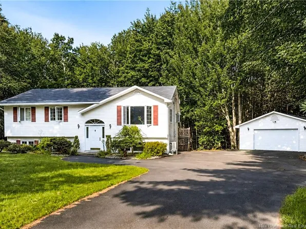 100 Rockwood Way, Saint Marys, NB E3A 6X4